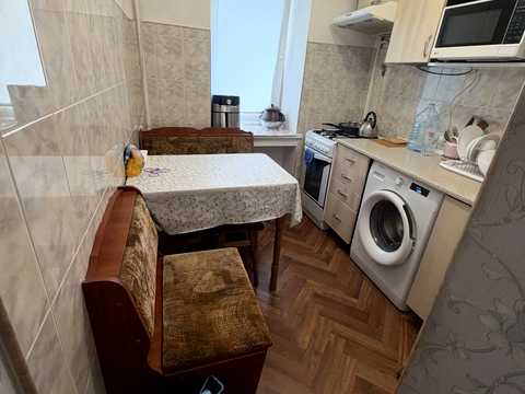 квартира за адресою Дністерська вул. (Двінська), 1