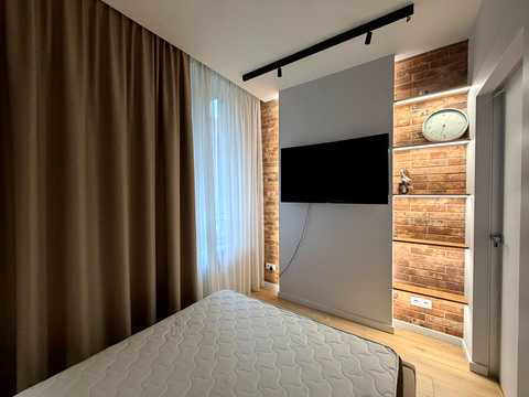 квартира за адресою Салютна вул., 2к8