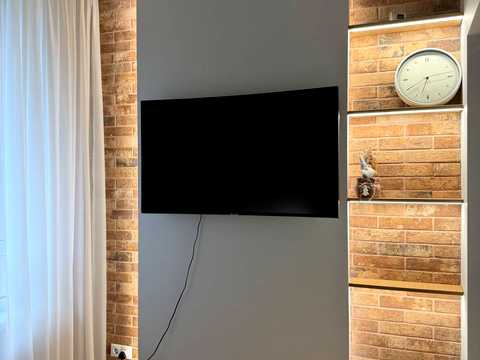 квартира за адресою Салютна вул., 2к8