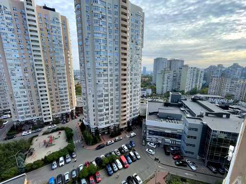 квартира за адресою Драгоманова вул., 40-Б