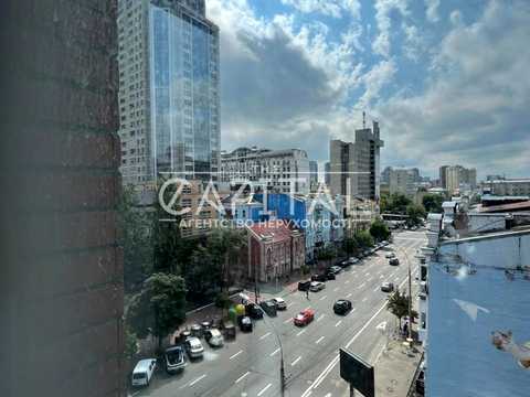 комерційна за адресою Антоновича вул. (Горького), 44