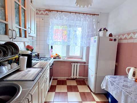 квартира за адресою Одеса, Середньофонтанська вул., 26/28