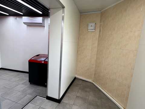 коммерческая по адресу Евгения Коновальца ул., 10