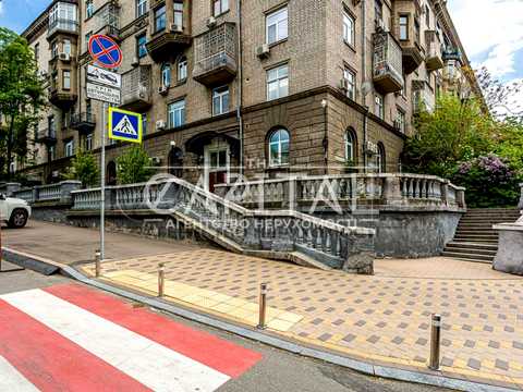 комерційна за адресою Микільсько-Ботанічна вул., 14