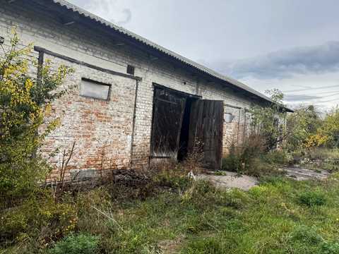 коммерческая по адресу Центральна, 17