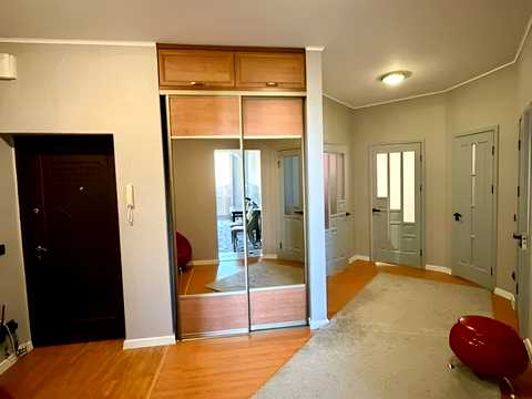 квартира за адресою Чорновола вул., 107-А