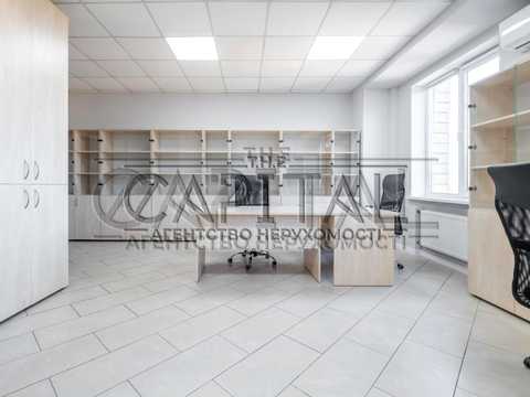комерційна за адресою Авіаконструктора Антонова вул. (Авіації), 5