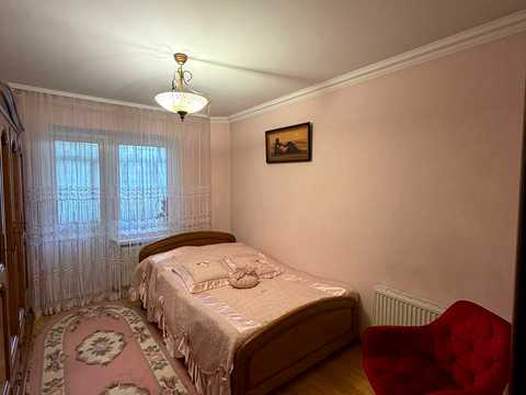 квартира по адресу Академика Грушевского ул., 42