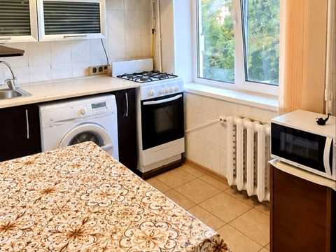квартира за адресою Зодчих вул., 62-А