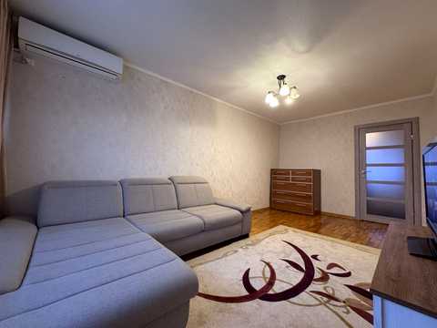 квартира по адресу Фабрично-Заводская ул., 20
