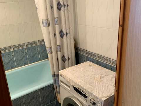 квартира за адресою Анни Ахматової вул., 8