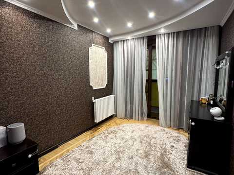 квартира по адресу Краснова ул., 12
