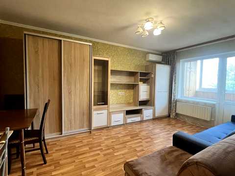 квартира по адресу Ларисы Руденко ул., 13