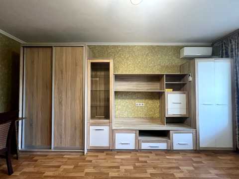 квартира по адресу Ларисы Руденко ул., 13