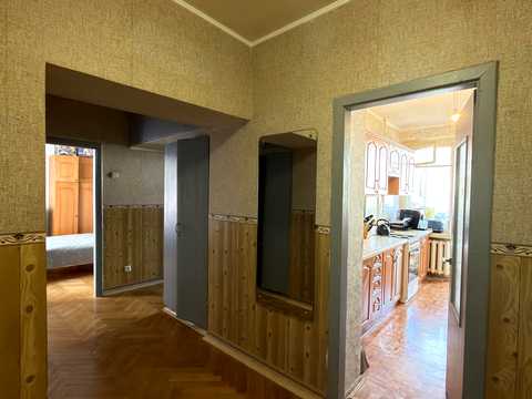 квартира за адресою Михайла Омеляновича-Павленка вул. (Суворова), 11