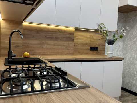 квартира за адресою с. Святопетрівське, Гідності вул., 6