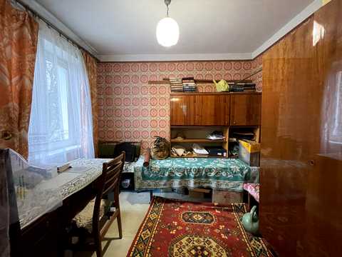 квартира за адресою Юрія Кондратюка вул. (Комунарівська), 1