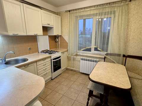 квартира за адресою Оболонський просп., 12