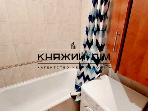квартира за адресою Івана Світличного вул. (Петровського), 6