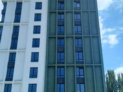 квартира за адресою Космічна вул., 5