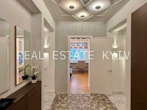 квартира по адресу Академика Филатова ул., 2/1