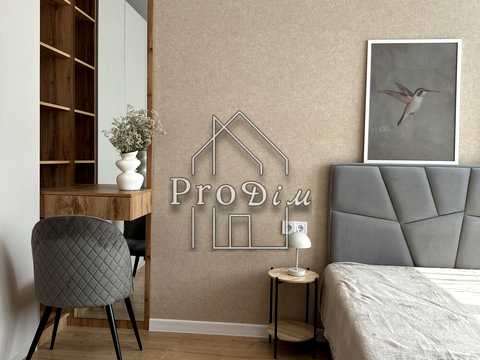квартира за адресою Сім'ї Стешенків вул. (Тимофія Строкача), 9