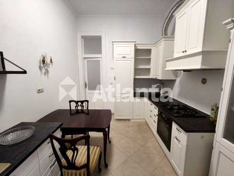 квартира за адресою Пантелеймона Куліша вул., 47