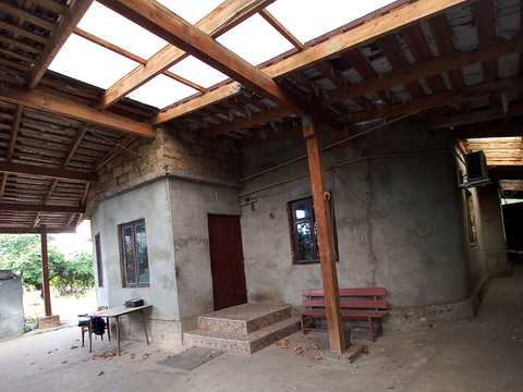 будинок за адресою с. Красносілка, Центральная