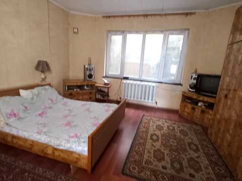 будинок за адресою с. Красносілка, Центральная