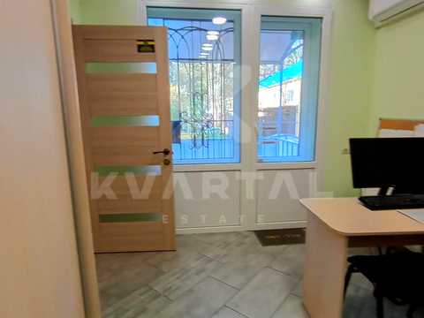 комерційна за адресою Мінеральна вул., 7-Е