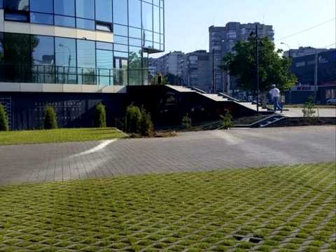 коммерческая по адресу Степана Бандери ул., 1/1