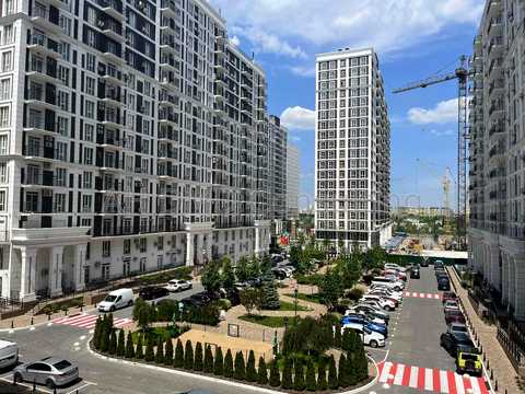 квартира за адресою Михайла Максимовича вул. (Онуфрія Трутенка), 28-Б