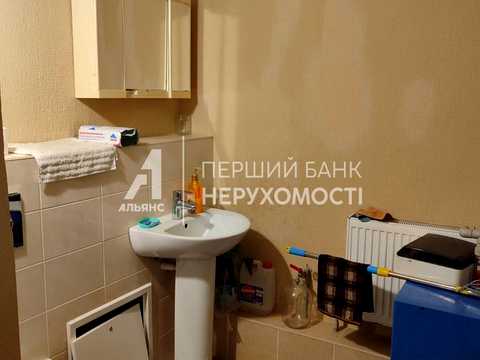 комерційна за адресою Оборонная, 54