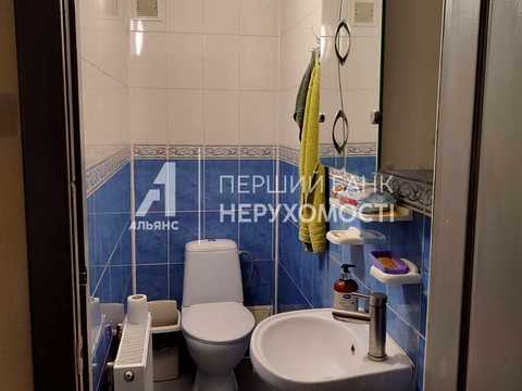 комерційна за адресою Оборонная, 54