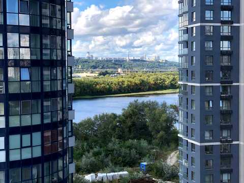 квартира за адресою Зарічна вул., 1-Б