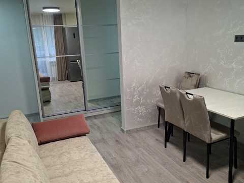 квартира за адресою Незалежності вул., 152а