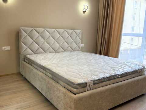 квартира за адресою Гідності вул., 6