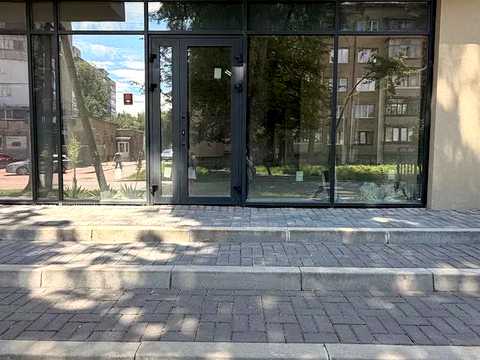 коммерческая по адресу Короля Даниила ул., 48