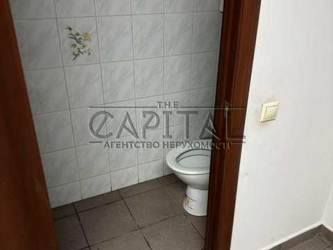 комерційна за адресою Чоколівський бульв., 13
