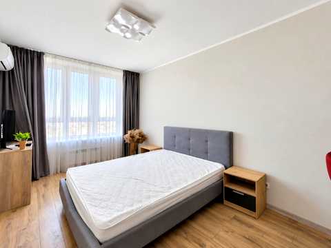 квартира по адресу Драгоманова ул., 10