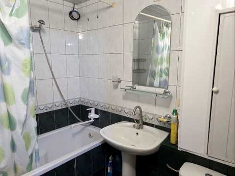 квартира по адресу Зерновой пер., 5б