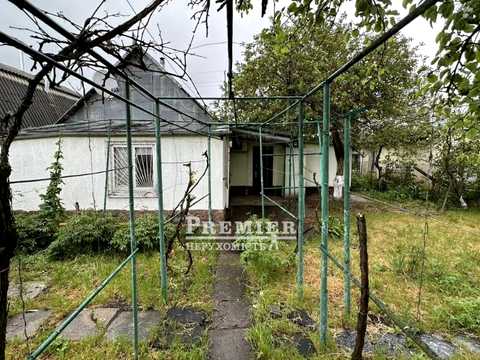 будинок за адресою польова, 50