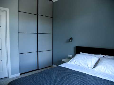 квартира за адресою Літературна вул., 8