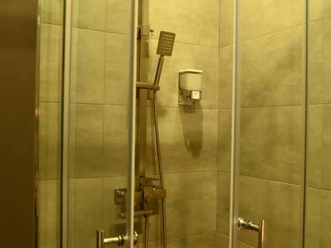 квартира за адресою Літературна вул., 8