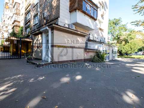 коммерческая по адресу Чоколовский бульв., 19