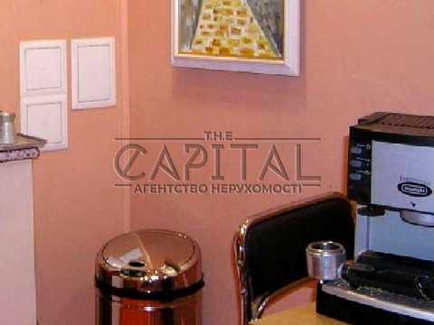 комерційна за адресою Хмельницька вул., 10