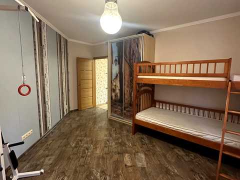квартира за адресою Богдана Хмельницького вул., 9-В