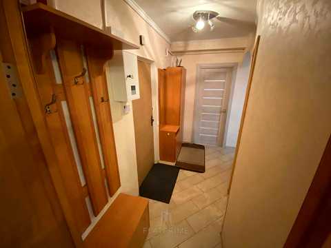 квартира за адресою Салютна вул., 27-А