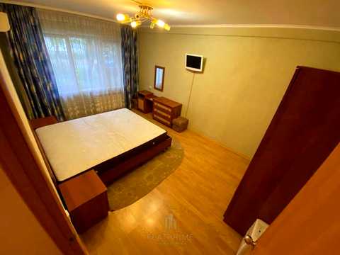 квартира за адресою Салютна вул., 27-А