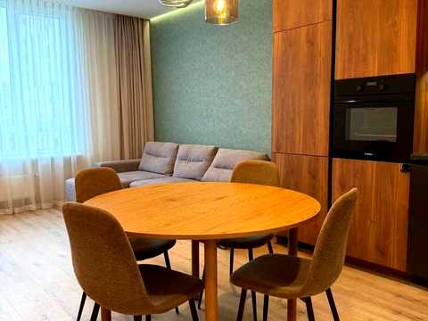 квартира за адресою Салютна вул., 2к6